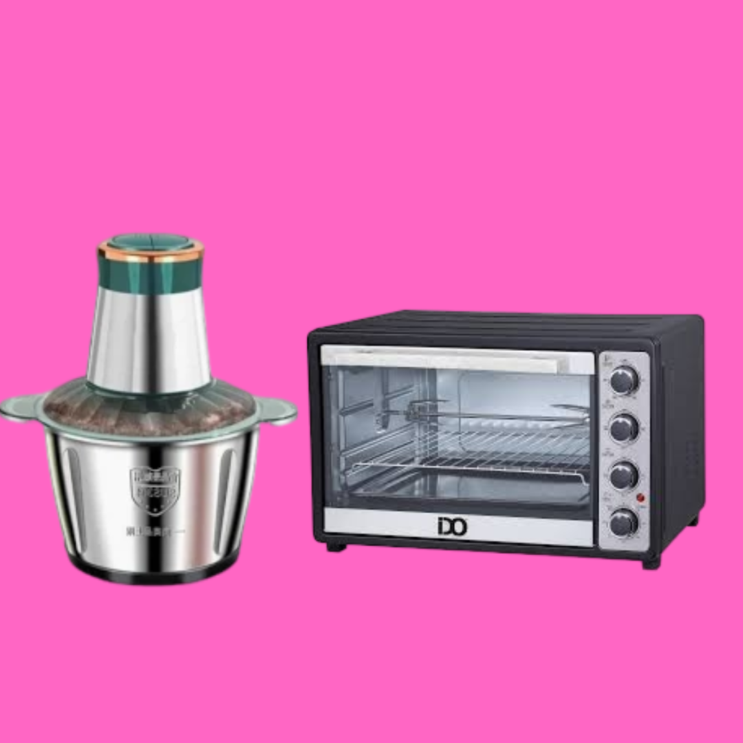 منشور انستقرام مربع احمر وابيض اعلان خصومات احذيه رياضيه