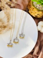 Photo 5764879605377469317 y