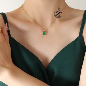 Photo 5765111731176195470 x