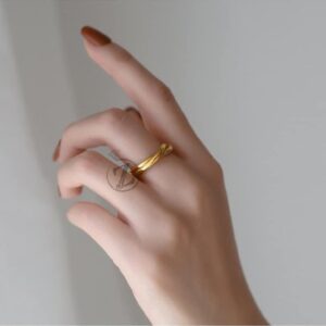 Photo 5825796969073855849 x