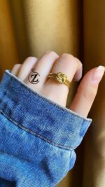 Photo 5828048768887538473 y