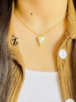 Photo 5830155639324789330 y