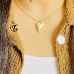 Photo 5830155639324789330 y