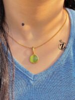 Photo 5830155639324789601 y