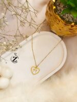 Photo 5832467899393100863 y