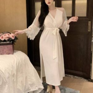 Photo 5859607419779401123 y