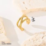 Photo 5868749296323642322 y