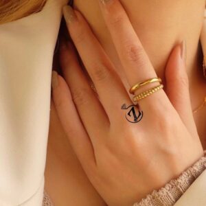 Photo 5873046372448583691 x