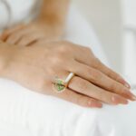 Photo 5875495139462463644 y