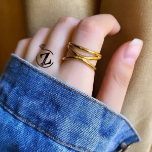 Photo 5877737181110453488 y