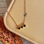 Photo 5929205067003575904 y