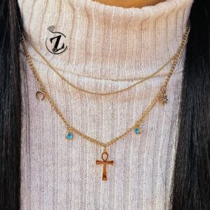 Photo 5942659992656136163 y