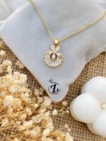 Photo 5945241624483319101 y