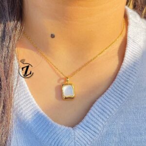 Photo 5945241624483319411 y