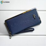 Photo 5954244777878874713 y