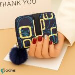 Photo 5954244777878874740 y