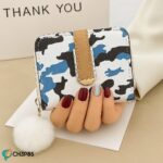 Photo 5954244777878874742 y