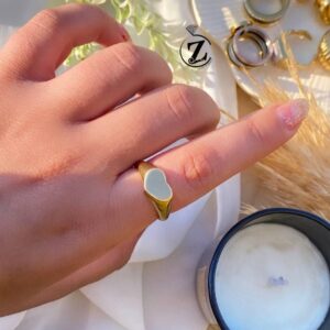 Photo 5958423239891994224 y