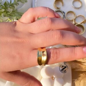 Photo 5958423239891994259 y