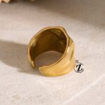 Photo 5960675039705679202 x