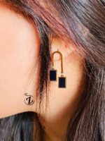 Photo 5967631220277889062 y