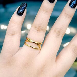 Photo 5972331396263428635 y