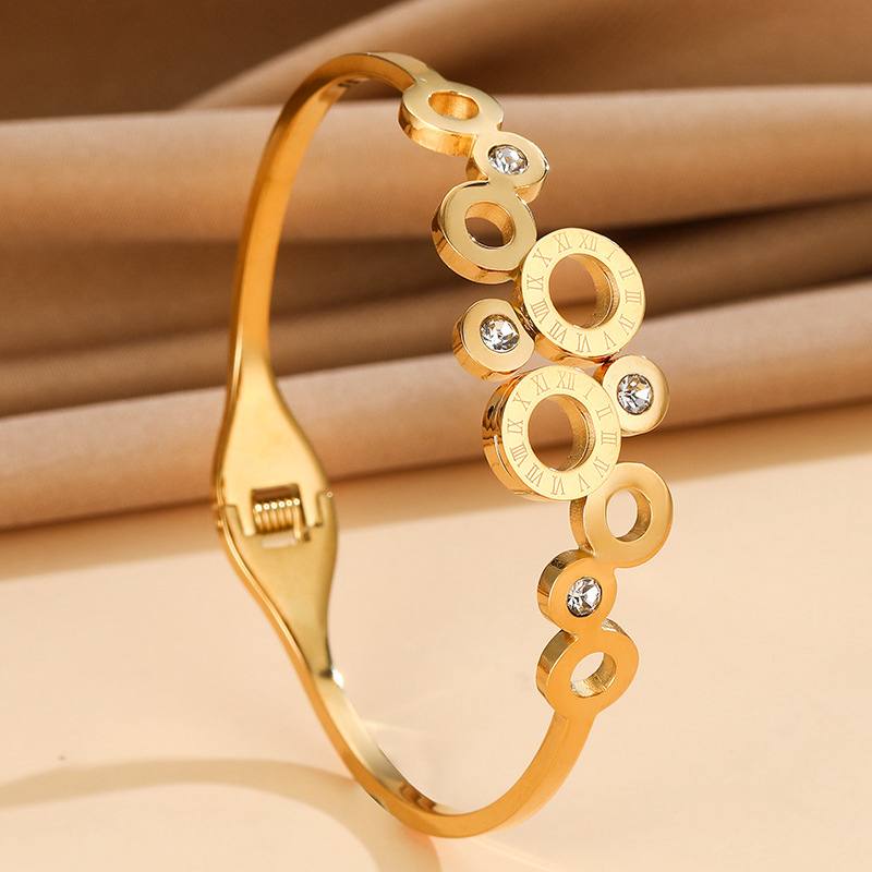 photo_5974097662909205174_x Photo 5974097662909205174 x