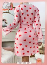 Photo 5974153476009215413 y