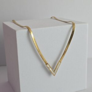 Photo 5978815529865039853 y