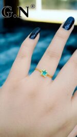 Photo 5978832563705331842 y