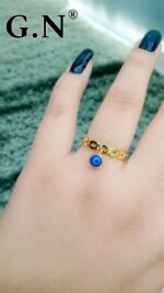 Photo 5978832563705331860 y