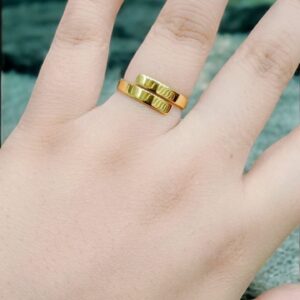 Photo 5978832563705331868 y