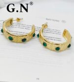 Photo 5983431442887198514 y