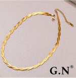 Photo 5983431442887198532 y