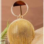 Photo 5985299641991809916 y