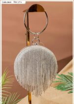 Photo 5985299641991809943 y