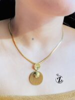 Photo 5985734949812160177 y