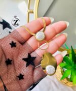 Photo 5985734949812160196 y