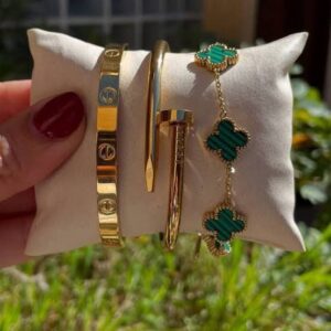 Photo 5985801384366295848 x