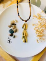 Photo 5987835416453172243 y