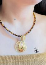 Photo 5987835416453172311 y (1)