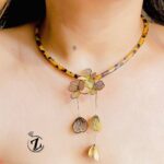 Photo 5987835416453172350 y