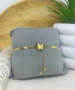 Photo 5988053184179981036 y