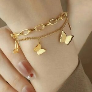 Photo 5988053184179981091 y