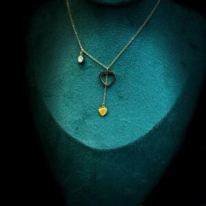 Photo 5988053184179981202 y