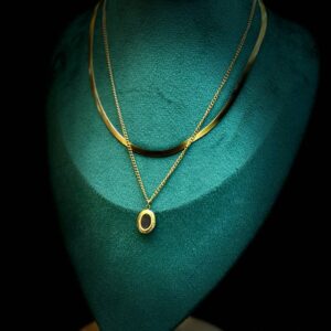 Photo 5992427685680372181 w