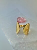 Photo 5992427685680372211 w