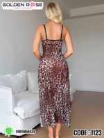 Photo 5996614205052143884 y