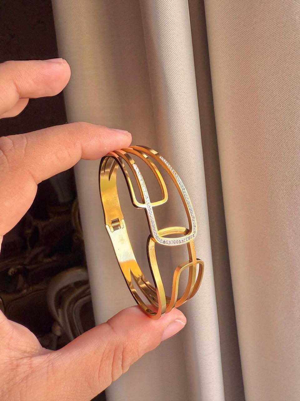 photo_5996892591947368839_y Photo 5996892591947368839 y