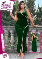 Photo 5998901605849745883 y